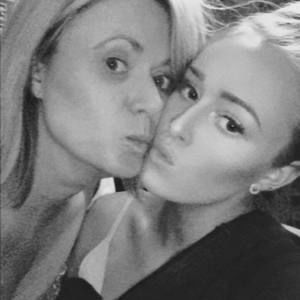 Meet your Posher, Fleur